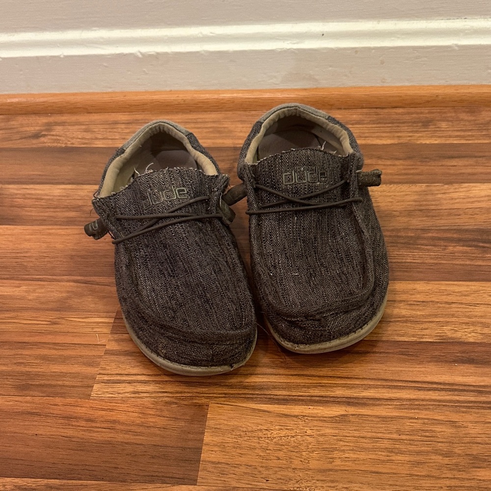 Hey Dude Men's Moccasins in Dark grey